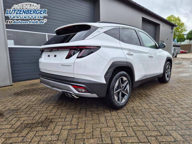 Hyundai TUCSON Trend 1.6 T-GDI 150PS Automatik TZ 2026 Teil-Leder Sitzheizung v+h Lenkradheizung Klimaautomatik Navi Touchscreen DAB+ Apple CarPlay + Android Auto PDC R&uuml;ckf.-Kamera Matrix-LED-Scheinw. 