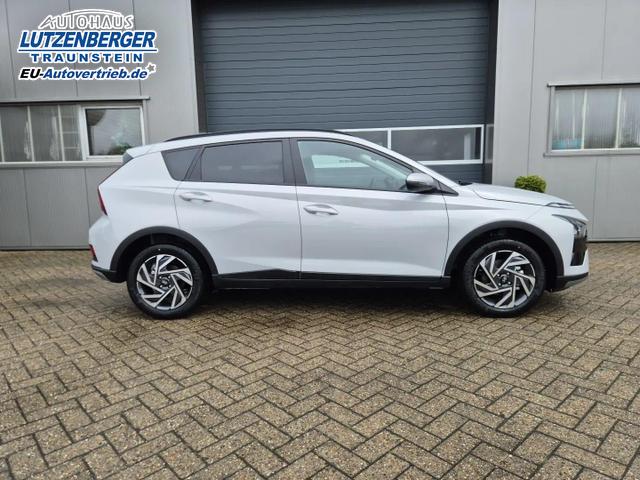 Hyundai BAYON Trend 1.0 T-GDI 90PS Automatik Klimaautomatik R&uuml;ckf.Kamera Parksensoren Sitzheizung Lenkradheizung Bluetooth Touchscreen Tempomat Apple CarPlay + Android Auto 16"LM 