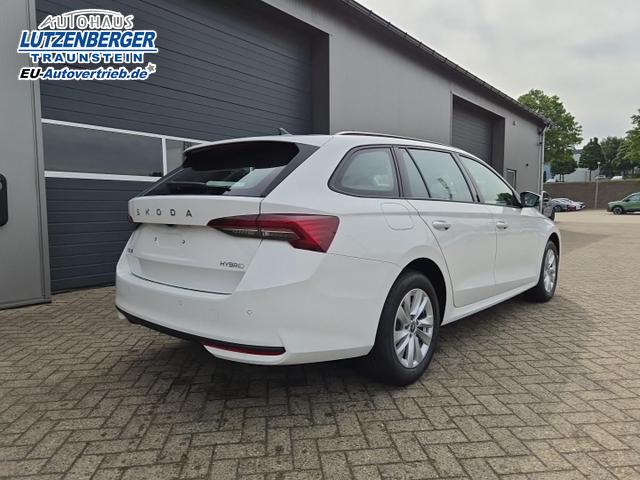 Skoda Octavia Combi 1.5 TSI 150PS m-HEV DSG Selection AHK Klimaautomatik ACC PDC v+h R&uuml;ckf.Kamera Sitzheizung TWA Apple CarPlay Android Auto 16"LM 