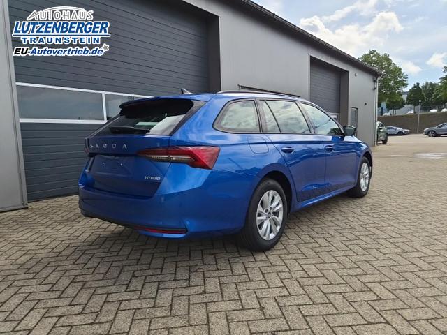 Skoda Octavia Combi 1.5 TSI 150PS m-HEV DSG Selection AHK Klimaautomatik ACC PDC v+h R&uuml;ckf.Kamera Sitzheizung TWA Apple CarPlay Android Auto 16"LM 