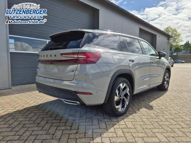 Skoda Kodiaq Sportline 1.5 TSI 204PS PHEV DSG schwenkb. AHK elektr. PanoDach HUD Alcantara PDC v+h 360&deg;Kamera CANTON Sound Klimaautomatik Sitzheizung Lenkradheizung Navi Apple CarPlay Android Auto 2xKeyless 19"LM vollelektr. Reichweite 116KM 