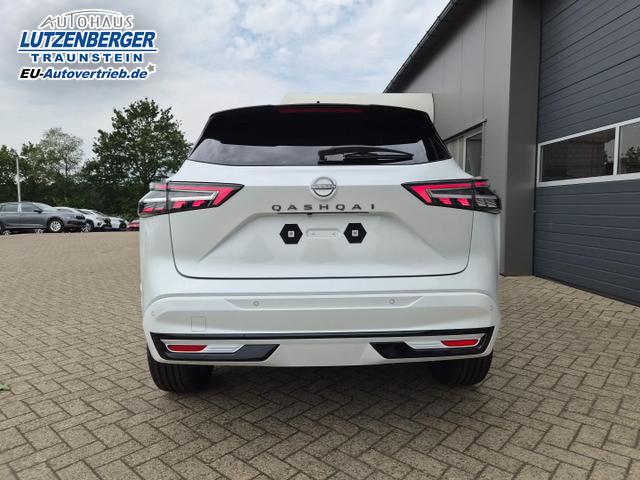 Nissan Qashqai 1.3 DIG-T MHEV 158 PS X-Tronic N-Design Head-Up Display Teil-Leder Klimaautomatik Sitzheizung Lenkradheizung Navi elektr. Heckklappe ACC PDC v+h 360&deg;Kamera DAB Bluetooth Touchscreen Apple CarPlay Android Auto 19"Zoll 