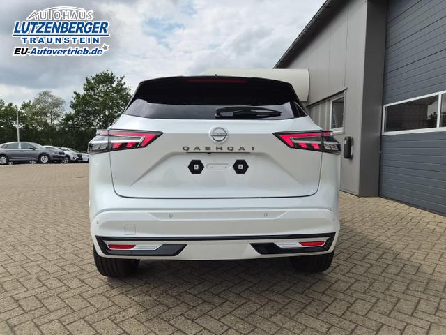 Nissan Qashqai 1.3 DIG-T MHEV 158 PS X-Tronic N-Design PanoDach Teil-Leder Klimaautomatik Sitzheizung Lenkradheizung Navi ACC PDC v+h 360&deg;Kamera DAB Bluetooth Touchscreen Apple CarPlay Android Auto 19"Zoll 