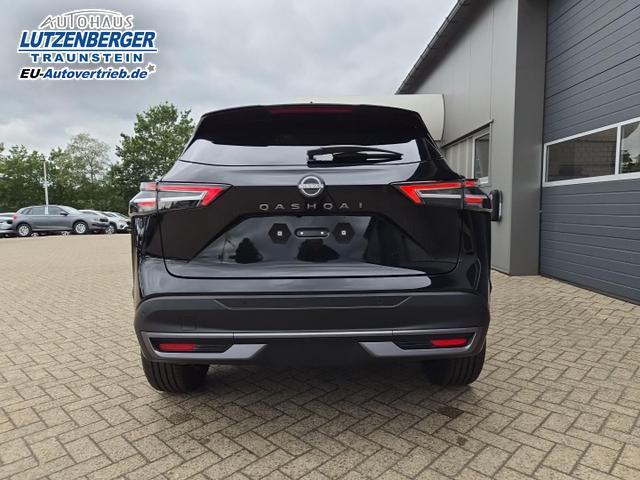 Nissan Qashqai 1.3 DIG-T MHEV 158 PS X-Tronic N-Connecta Teil-Leder PanoGlasdach Klimaautomatik Sitzheizung Lenkradheizung Navi ACC PDC v+h 360&deg;Kamera DAB Bluetooth Touchscreen Apple CarPlay Android Auto 18"LM 