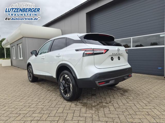 Nissan Qashqai 1.3 DIG-T MHEV 158 PS X-Tronic N-Connecta Teil-Leder PanoGlasdach Klimaautomatik Sitzheizung Lenkradheizung Navi ACC PDC v+h 360&deg;Kamera DAB Bluetooth Touchscreen Apple CarPlay Android Auto 18"LM 