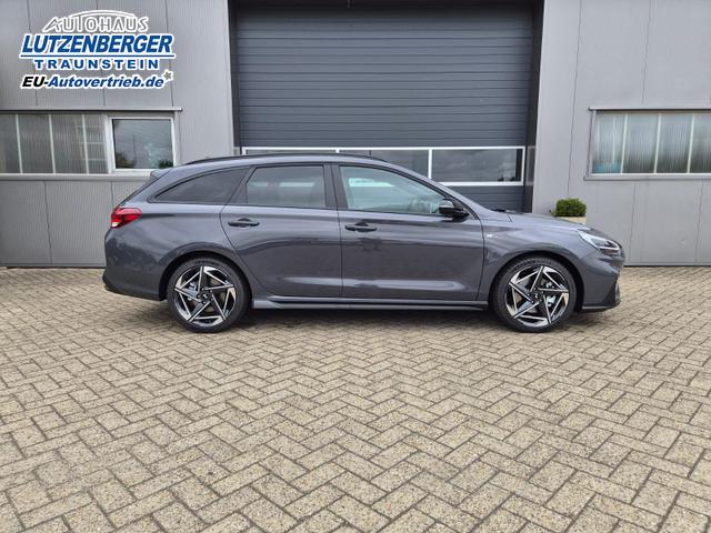 Hyundai i30 Kombi 1.6 T-GDI 150PS Automatik N-Line Sitzheizung Lenkradheizung Klimaautomatik Navi 10,3"-Touchscreen Bluelink Apple CarPlay + Android Auto PDC v+h R&uuml;ckf.Kamera 18-LM 