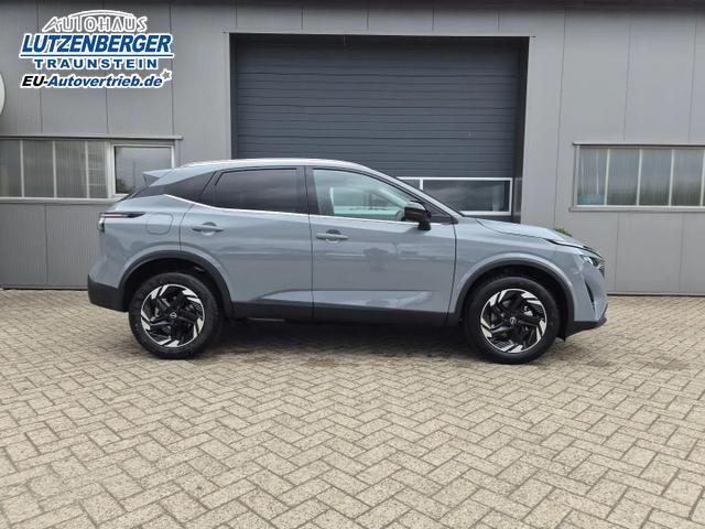 Nissan Qashqai 1.3 DIG-T MHEV 158 PS X-Tronic N-Connecta Teil-Leder PanoGlasdach Klimaautomatik Sitzheizung Lenkradheizung Navi ACC PDC v+h 360&deg;Kamera DAB Bluetooth Touchscreen Apple CarPlay Android Auto 18"LM 