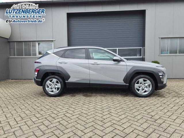 Hyundai KONA Trend 1.6 T-GDI 150PS Automatik Voll-LED-Scheinw. Sitzheizung Lenkradheizung ACC Klimaautomatik Navi Touchscreen DAB+ Apple CarPlay + Android Auto PDC v+h R&uuml;ckf.Kamera 2xKeyless 17-LM 
