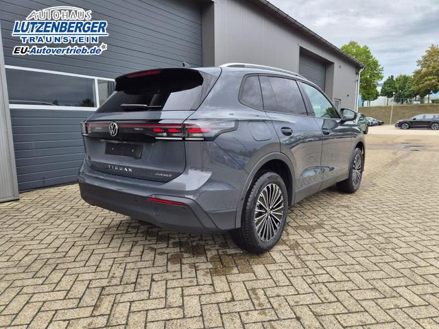 Volkswagen Tiguan Life 1,5 l eHybrid OPF 204PS DSG elekt.AHK Design Paket LED-Plus-Scheinw. elektr. Heckklappe Sitzheizung Lenkradheizung R&uuml;ckf.Kamera Klimaautomatik VW-Radio Bluetooth wireless Apple CarPlay + Android Auto PDC v+h ACC 2xKeyless Digital Cockpit 