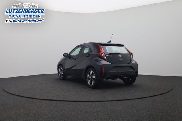 Toyota Aygo X Pure 1.5 Hybrid 116PS Automatik Sitzheizung Klimaautomatik R&uuml;ckf.Kamera AbstandsTempomat Nebelscheinw. Multifunktionslenkrad Bluetooth Touchscreen Apple CarPlay + Android Auto 2xKeyless 