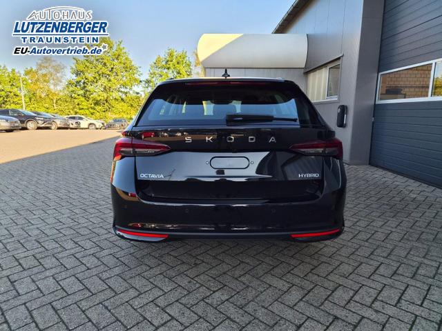 Skoda Octavia Combi 1.5 TSI 150PS m-HEV DSG Selection AHK Klimaautomatik PDC v+h R&uuml;ckf.Kamera Sitzheizung Apple CarPlay Android Auto 16"LM 