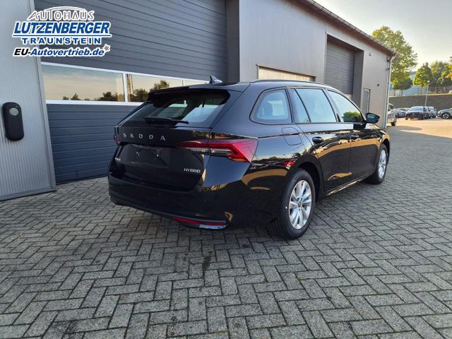 Skoda Octavia Combi 1.5 TSI 150PS m-HEV DSG Selection AHK Klimaautomatik PDC v+h R&uuml;ckf.Kamera Sitzheizung Apple CarPlay Android Auto 16"LM 