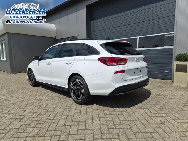 Hyundai i30 Kombi 1.6 T-GDI 150PS Automatik N-Line Sitzheizung Lenkradheizung Klimaautomatik Navi 10,3"-Touchscreen Bluelink Apple CarPlay + Android Auto PDC v+h R&uuml;ckf.Kamera 18-LM 