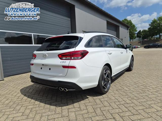 Hyundai i30 Kombi 1.6 T-GDI 150PS Automatik N-Line Sitzheizung Lenkradheizung Klimaautomatik Navi 10,3"-Touchscreen Bluelink Apple CarPlay + Android Auto PDC v+h R&uuml;ckf.Kamera 18-LM 