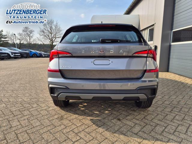 Skoda Kamiq 1.0 TSI 115PS DSG Selection AHK R&uuml;ckf.Kamera PDC v+h Sitzheizung Klimaautomatik Skoda-Radio Apple CarPlay + Android Auto Tempomat Garantieverl&auml;ngerung 16"LM 