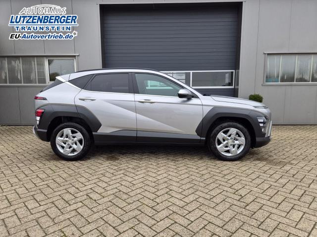 Hyundai KONA Trend 1.6 T-GDI 150PS Voll-LED-Scheinw. Sitzheizung Lenkradheizung Klimaautomatik Tempomat Navi Touchscreen DAB+ Apple CarPlay + Android Auto PDC v+h R&uuml;ckf.Kamera 2xKeyless 17-LM 