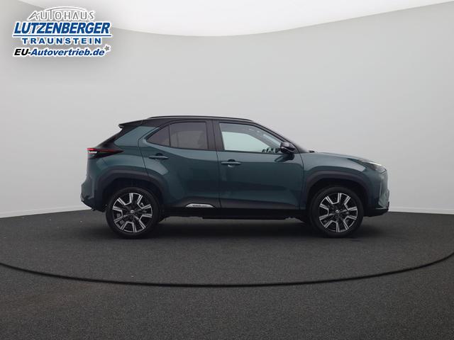 Toyota Yaris Cross 1.5-l 130PS HEV Automatik Style Matrix-LED 4xKamera elektr. Heckklappe Sitzheizung Lenkradheizung Klimaautomatik Navi Bluetooth wireless Apple CarPlay + Android Auto ACC PDC v+h 18"LM 