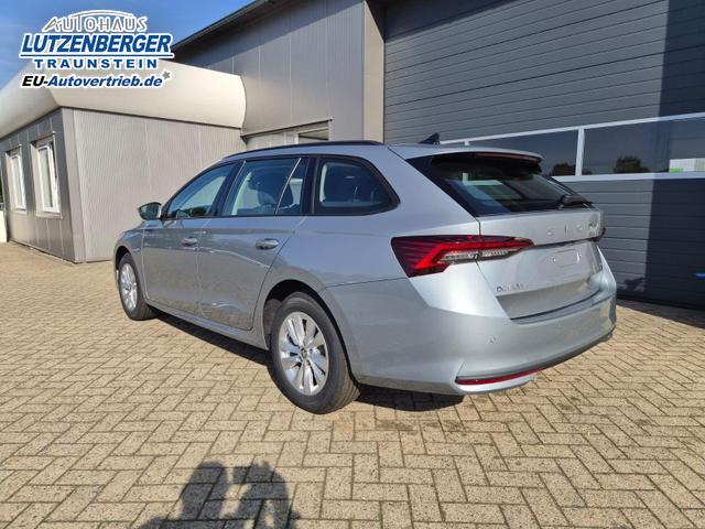 Skoda Octavia Combi 1.5 TSI 150PS m-HEV DSG Selection AHK Klimaautomatik PDC v+h R&uuml;ckf.Kamera Sitzheizung Apple CarPlay Android Auto 16"LM 