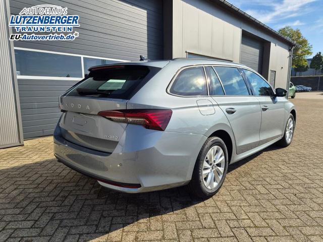 Skoda Octavia Combi 1.5 TSI 150PS m-HEV DSG Selection AHK Klimaautomatik PDC v+h R&uuml;ckf.Kamera Sitzheizung Apple CarPlay Android Auto 16"LM 
