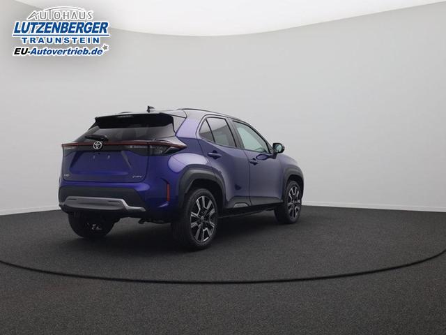 Toyota Yaris Cross 1.5-l 130PS HEV Automatik Style Matrix-LED 4xKamera elektr. Heckklappe Sitzheizung Lenkradheizung Klimaautomatik Navi Bluetooth wireless Apple CarPlay + Android Auto ACC PDC v+h 18"LM 