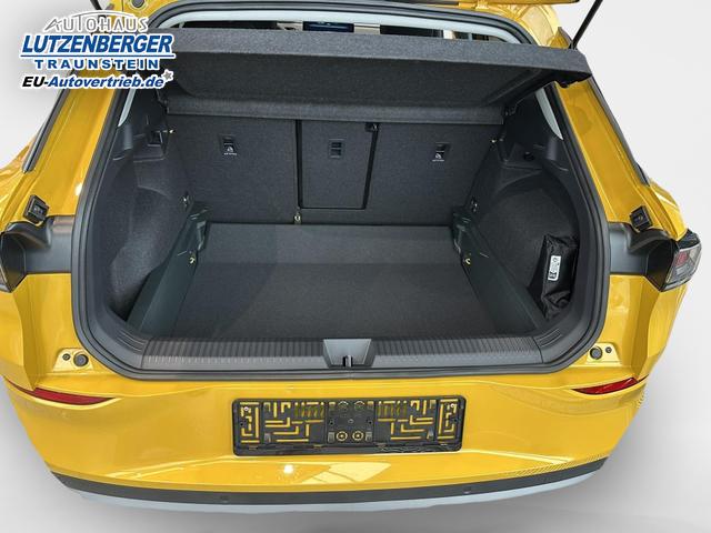 Beispielbilder, ggf. teilweise mit Sonderausstattung