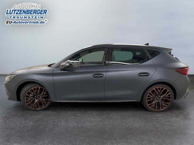 Beispielbilder, ggf. teilweise mit Sonderausstattung