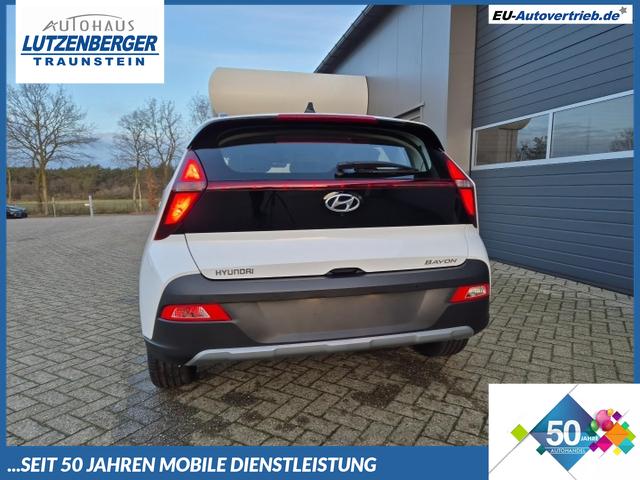 Hyundai BAYON - 1.0 T-GDI 100PS MHEV Select Navi Rückf.Kamera Klima PDC 12,3"-Touchscreen DAB+ Apple CarPlay Android Auto Tempomat 16-LM