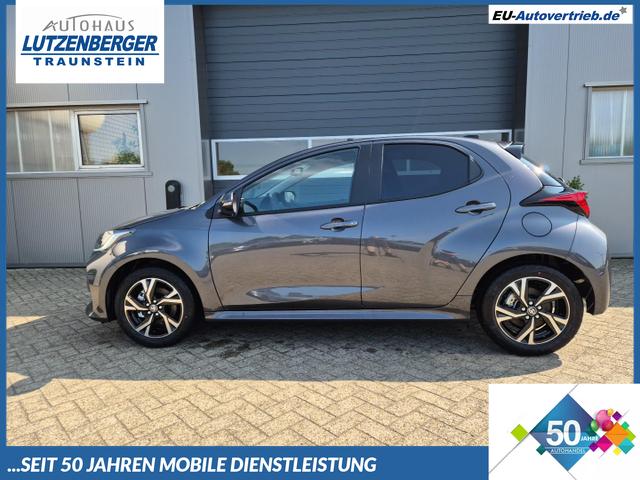 Toyota Yaris - 1.5VVT-iE 116PS Automatik Teamplayer Klimaautomatik Sitzheizung Lenkradheizung Rückf.Kamera 16-LM abged.Scheiben 2xKeyless DAB+ Bluetooth Touchscreen Apple CarPlay Android Auto ACC