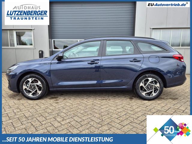 Hyundai i30 Kombi - 1.0 T-GDI 100PS Automatik AbstandsTempomat Toter-Winkel-Assistent Sitzheizung Lenkradheizung Klimaautomatik Navi 10,25"-Touchscreen DAB+ wireless Apple CarPlay + Android Auto PDC v+h Rückf.Kamera 16-LM