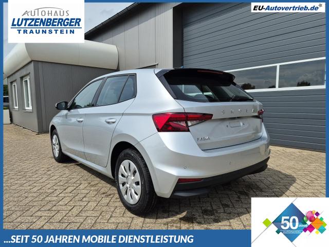 Skoda Fabia - 1.0 TSI 95PS Selection 5-türig Rückf.Kamera Parksensoren Sitzheizung Multifunktionslenkrad Klima Skoda-Radio Bluetooth Touchscreen Tempomat Nebelsch. Apple CarPlay + Android Auto