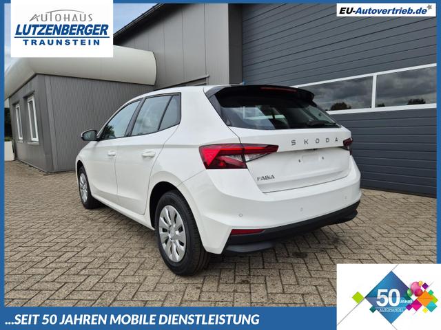 Skoda Fabia - 1.0 TSI 95PS Selection 5-türig Rückf.Kamera Parksensoren Sitzheizung Multifunktionslenkrad Klima Skoda-Radio Bluetooth Touchscreen Tempomat Nebelsch. Apple CarPlay + Android Auto