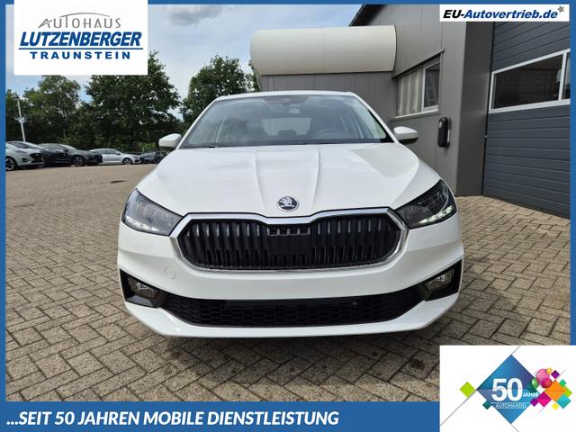 Skoda Fabia - 1.0 TSI 95PS Selection 5-türig Rückf.Kamera Parksensoren Sitzheizung Multifunktionslenkrad Klima Skoda-Radio Bluetooth Touchscreen Tempomat Nebelsch. Apple CarPlay + Android Auto