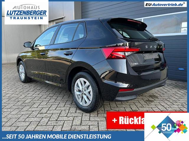Skoda Fabia - 1.0 TSI 115PS DSG Selection 5-türig 15"LM Rückf.Kamera Parksensoren Sitzheizung Multifunktionslenkrad Klima Skoda-Radio Bluetooth Touchscreen Tempomat Nebelsch. Apple CarPlay + Android Auto