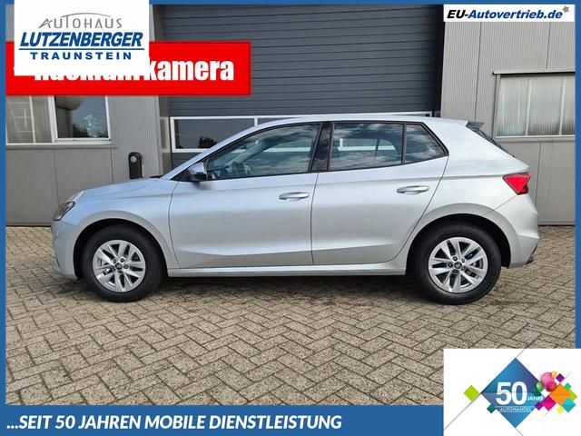 Skoda Fabia - 1.0 TSI 115PS DSG Selection 5-türig 15"LM Rückf.Kamera Parksensoren Sitzheizung Multifunktionslenkrad Klima Skoda-Radio Bluetooth Touchscreen Tempomat Nebelsch. Apple CarPlay + Android Auto