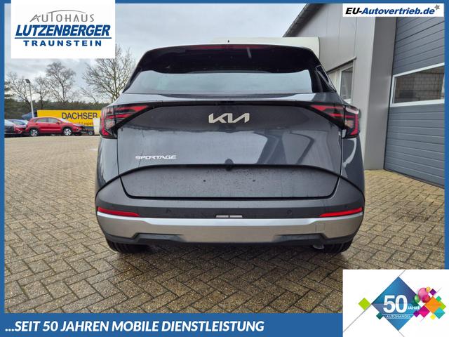 Kia Sportage - Spirit 1.6 T-GDI 150PS DCT NEUES MODELL MY26 FACELIFT Teil-Leder 18"LM Sitzheizung v+h Lenkradheizung Klimaautomatik ACC Navi Bluetooth Touchscreen Apple CarPlay Android Auto PDC R&uuml;ckf.Kamera 2x Keyless