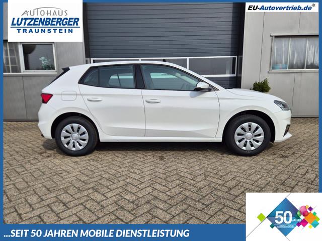 Skoda Fabia - 1.0 TSI 95PS Selection 5-t&uuml;rig R&uuml;ckf.Kamera Parksensoren Sitzheizung Multifunktionslenkrad Klima Skoda-Radio Bluetooth Touchscreen Tempomat Nebelsch. Apple CarPlay + Android Auto
