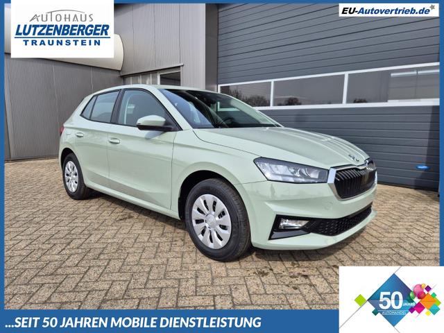 Skoda Fabia - 1.0 TSI 95PS Selection 5-t&uuml;rig R&uuml;ckf.Kamera Parksensoren Sitzheizung Multifunktionslenkrad Klima Skoda-Radio Bluetooth Touchscreen Tempomat Nebelsch. Apple CarPlay + Android Auto