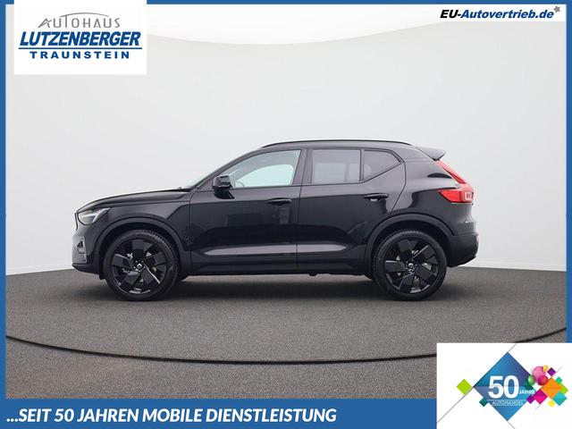 Volvo XC40 - 2.0 Black Edition Plus B4 Mild-Hybrid 197PS Automatik elektr. PanoDach R&uuml;ckf.Kamera PDC v+h ACC el.Heckklappe Harma/Kadon-Sound Klimaautomatik Sitzheizung Lenkradheizung Apple CarPlay Android Auto 20-LM