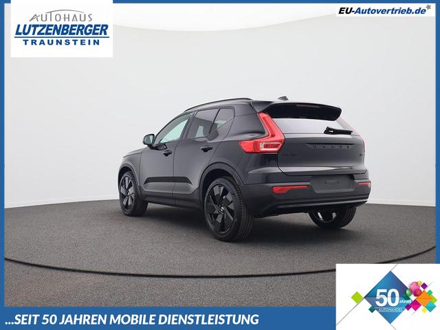 Volvo XC40 - 2.0 Black Edition Plus B4 Mild-Hybrid 197PS Automatik elektr. PanoDach R&uuml;ckf.Kamera PDC v+h ACC el.Heckklappe Harman/Kardon-Sound Klimaautomatik Sitzheizung Lenkradheizung Apple CarPlay Android Auto 20-LM
