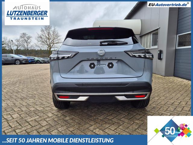 Nissan Qashqai - 1.3 DIG-T MHEV 158 PS X-Tronic Tekna Voll-Leder Klimaautomatik PanoGlasdach Sitzheizung Lenkradheizung Navi Head-Up Display elektr. Heckklappe ACC PDC v+h 360&deg;Kamera DAB Bluetooth Touchscreen Apple CarPlay Android Auto 19"LM