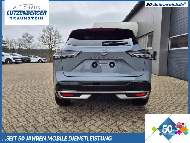 Nissan Qashqai - 1.3 DIG-T MHEV 158 PS X-Tronic Tekna Premium Paket 20"LM Teil-Leder PanoGlasdach Klimaautomatik Sitzheizung Lenkradheizung Navi Head-Up Display elektr. Heckklappe ACC PDC v+h 360&deg;Kamera DAB Bluetooth Touchscreen Apple CarPlay Android Auto