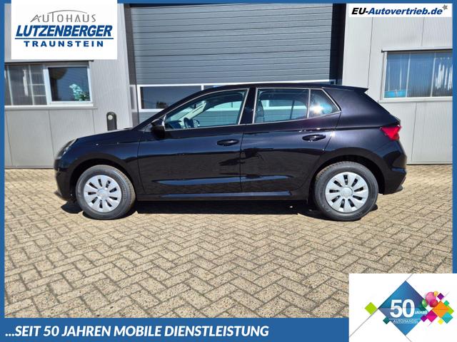Skoda Fabia - 1.0 TSI 95PS Selection 5-t&uuml;rig R&uuml;ckf.Kamera Parksensoren Sitzheizung Multifunktionslenkrad Klima Skoda-Radio Bluetooth Touchscreen Tempomat Nebelsch. Apple CarPlay + Android Auto