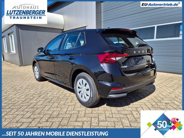 Skoda Fabia - 1.0 TSI 95PS Selection 5-t&uuml;rig R&uuml;ckf.Kamera Parksensoren Sitzheizung Multifunktionslenkrad Klima Skoda-Radio Bluetooth Touchscreen Tempomat Nebelsch. Apple CarPlay + Android Auto