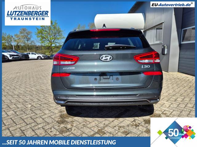 Hyundai i30 Kombi - 1.6 T-GDI 150PS Automatik Trend Sitzheizung Lenkradheizung Klimaautomatik PDC v+h R&uuml;ckf.Kamera Navi Apple CarPlay + Android Auto 16"LM