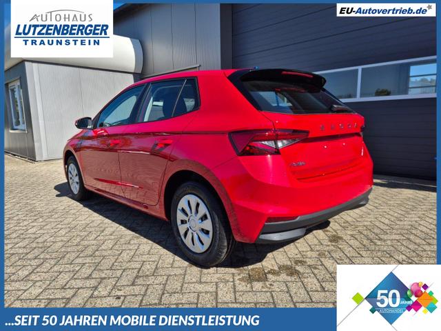 Skoda Fabia - 1.0 TSI 95PS Selection 5-t&uuml;rig R&uuml;ckf.Kamera Parksensoren Sitzheizung Multifunktionslenkrad Klima Skoda-Radio Bluetooth Touchscreen Tempomat Nebelsch. Apple CarPlay + Android Auto