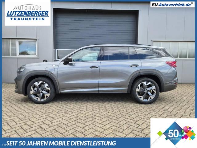 Skoda Kodiaq - Sportline 1.5 TSI 204PS PHEV DSG schwenkb. AHK elektr. PanoDach HUD Alcantara PDC v+h 360&deg;Kamera CANTON Sound Klimaautomatik Sitzheizung Lenkradheizung Navi Apple CarPlay Android Auto 2xKeyless 19"LM vollelektr. Reichweite 116KM