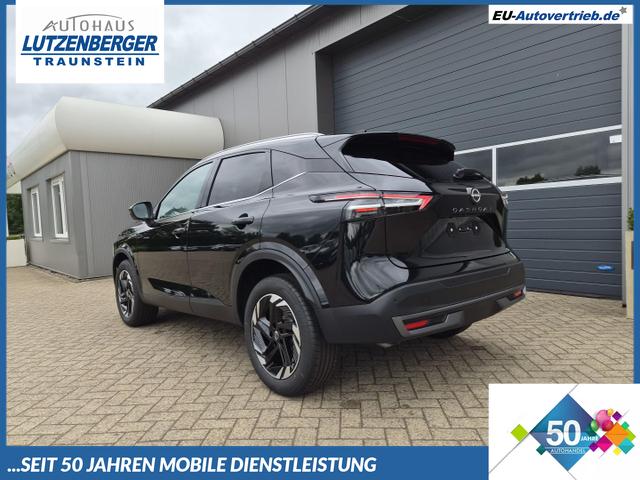 Nissan Qashqai - 1.3 DIG-T MHEV 158 PS X-Tronic N-Connecta Teil-Leder PanoGlasdach Klimaautomatik Sitzheizung Lenkradheizung Navi ACC PDC v+h 360&deg;Kamera DAB Bluetooth Touchscreen Apple CarPlay Android Auto 18"LM
