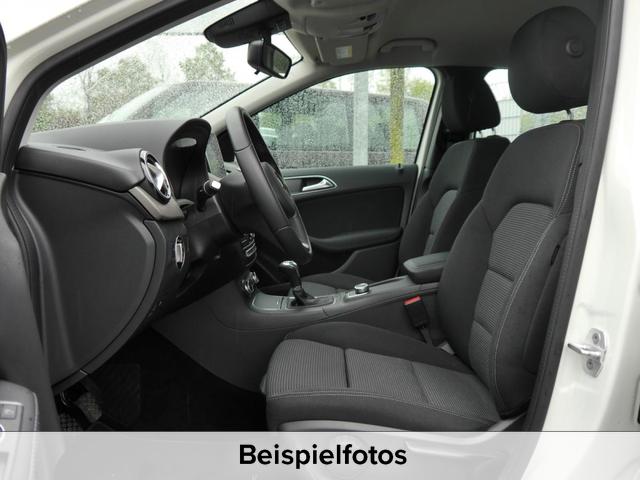 Mercedes-Benz B-Klasse B 180 STYLE * AHK LED HIGH SCHEINWERFER PARK-ASSISTENT SITZHEIZUNG 16 ZOLL 