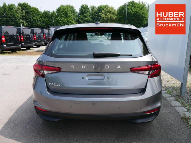 Skoda Fabia 130 Jahre 1,0 MPI*LED*PDC HI.*RFK*APP-CONNECT*SHZ*KESSY*KLIMA*DAB* 