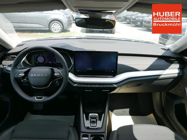 Skoda Octavia Combi Selection 2.0 TDI DSG Selection*PDC*LED*SHZ*NAVI*VIRTUALCOCKPIT*CARPLAY*KEYLESS-GO* 